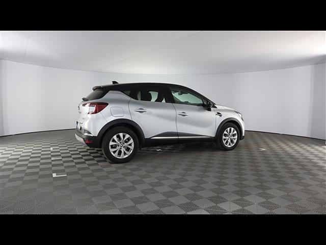 RENAULT Captur 00088801_VO38023565