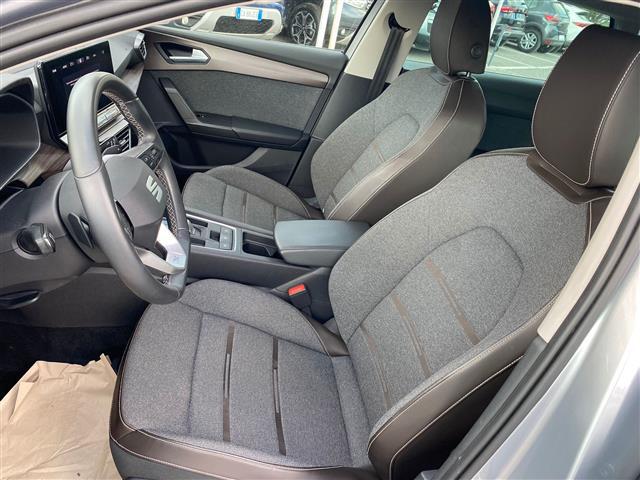 SEAT Leon IV 2020 Sportstourer 02640959_VO38043366