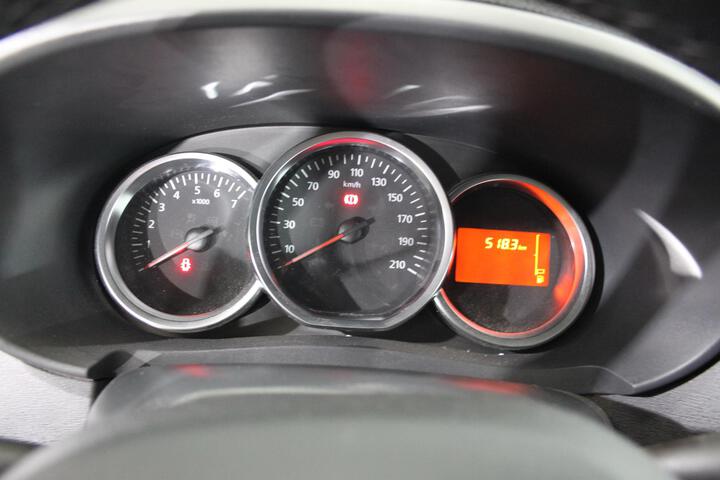 Inside Lodgy Diesel  Blanco Glaciar