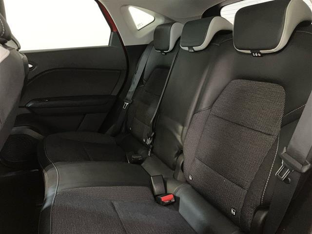 RENAULT Captur 00984921_VO38023207