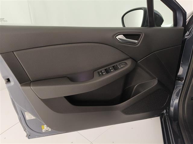 RENAULT Clio V 2019 00189549_VO38023507