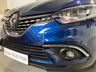 Renault - Scenic