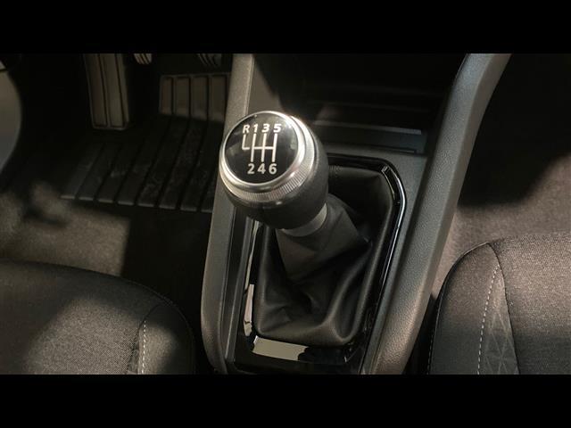 RENAULT Clio 00335516_VO38013550