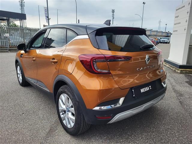 RENAULT Captur 00188648_VO38023507