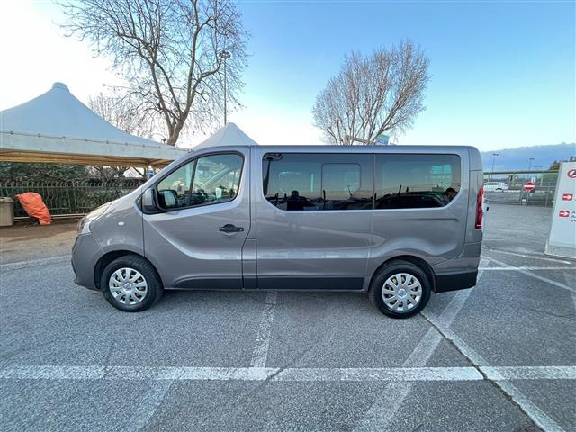 RENAULT Trafic 02641071_VO38043366