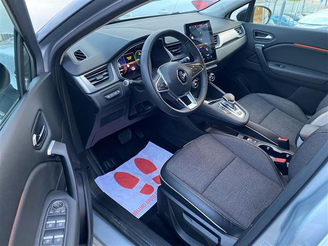 RENAULT Captur 01213302_VO38013129