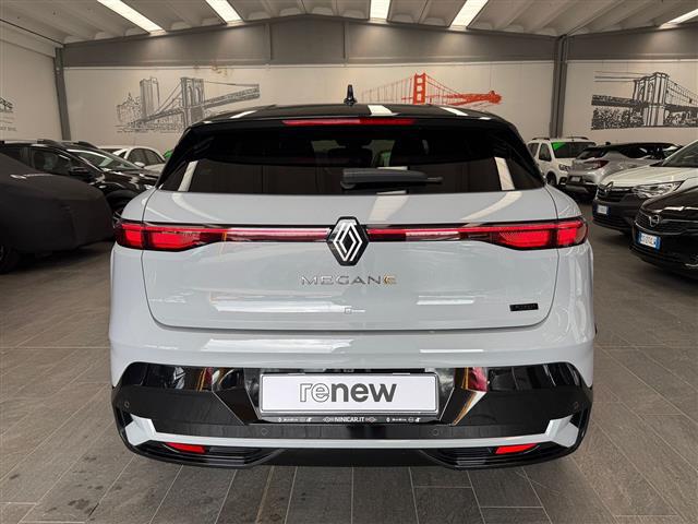 RENAULT Megane 00085236_VO38023184