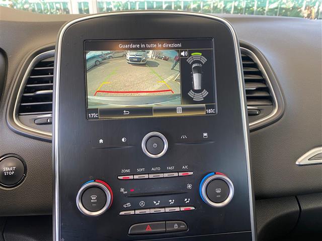 RENAULT Grand Scenic 02640936_VO38043366