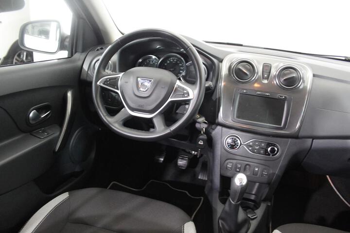 Inside Sandero Diesel  Blanco Glaciar