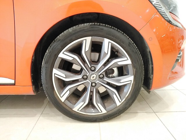 Outside Clio Híbrido  Naranja Valencia