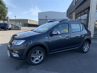 DACIA Sandero Stepway 00011270_VO38023507