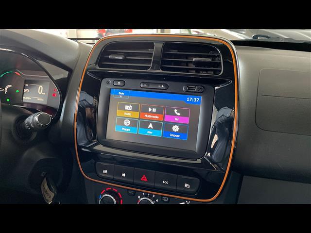 DACIA Spring 00428000_VO38023217
