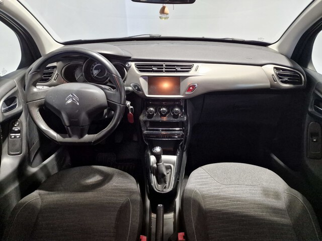 Inside C3 Diesel  Negro