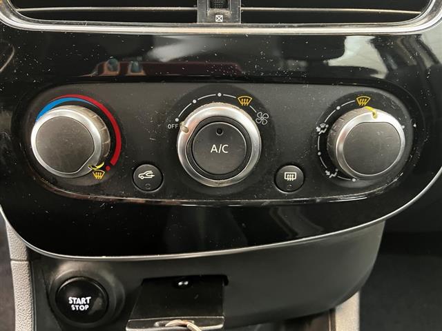RENAULT Clio Sporter 03214873_VO38043894