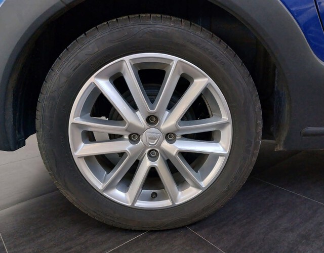 Outside Lodgy Diesel  Azul Turquesa