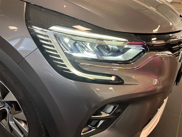RENAULT Captur II 2019 00984215_VO38023207