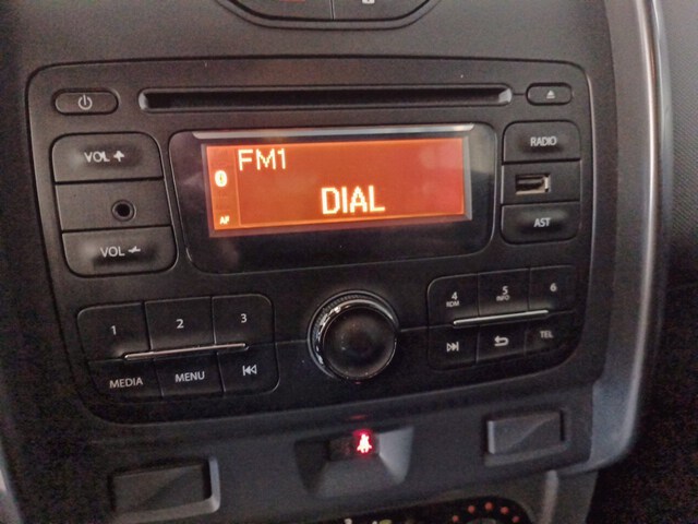Inside Duster Diesel  BLANCO