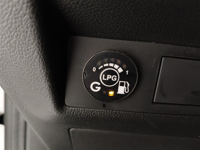 RENAULT Captur II 2019 00189400_VO38023507