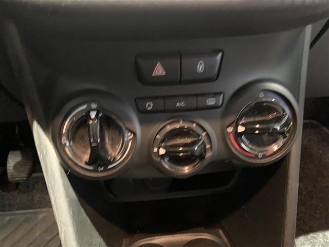 PEUGEOT 2008 04821529_VO38013042