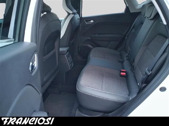 RENAULT Captur 00023589_VO38013018