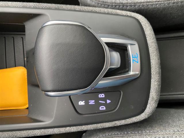RENAULT Zoe 2020 02275982_VO38043894