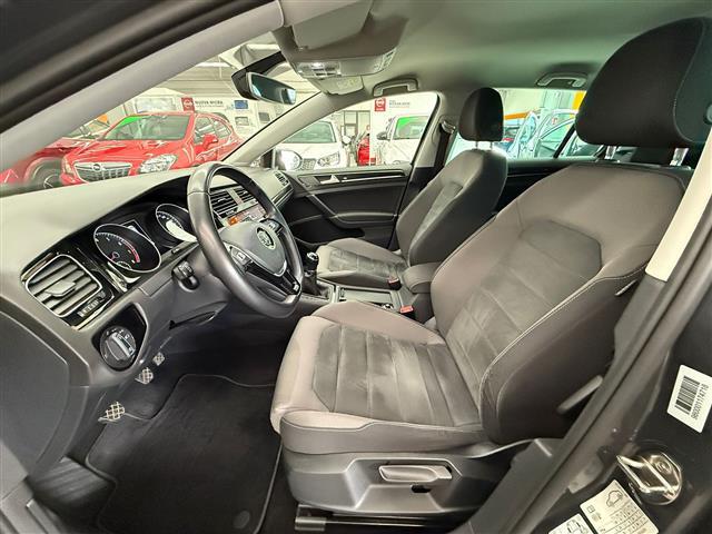 VOLKSWAGEN Golf VII 2017 5p 00015587_VO38023184
