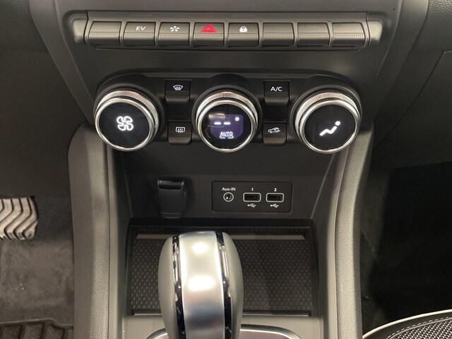 Inside Captur Híbrido  Rojo Deseo