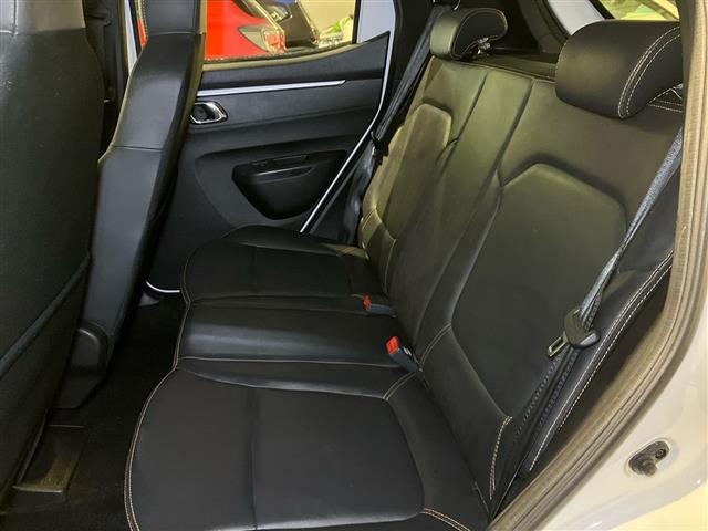 DACIA Spring 00985336_VO38023207