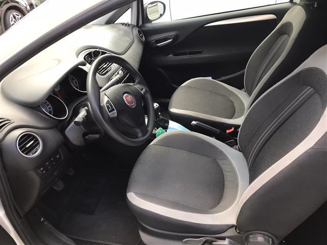 FIAT Punto 00005851_VO38033579