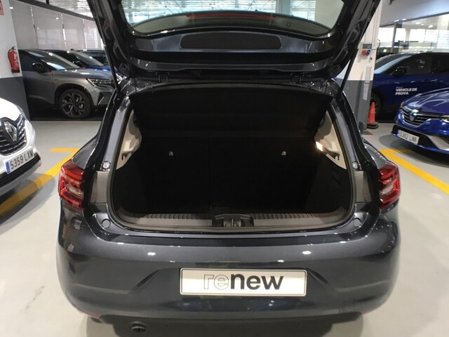Inside Clio  Gris Titanium
