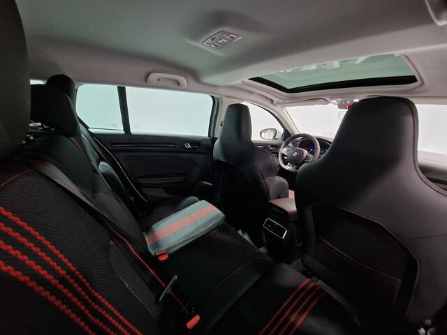 Inside Mégane Sport Tourer Híbrido Enchufable  Blanco