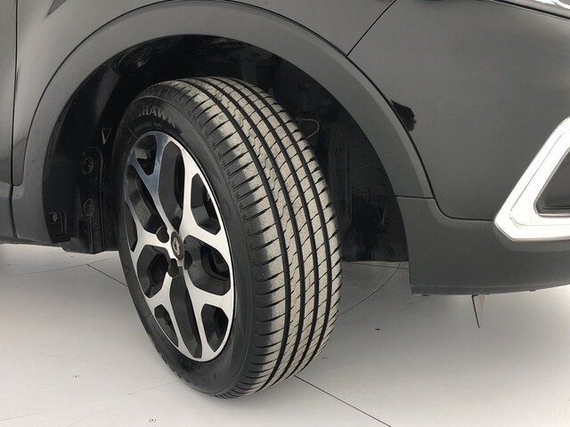 Outside Captur  Negro