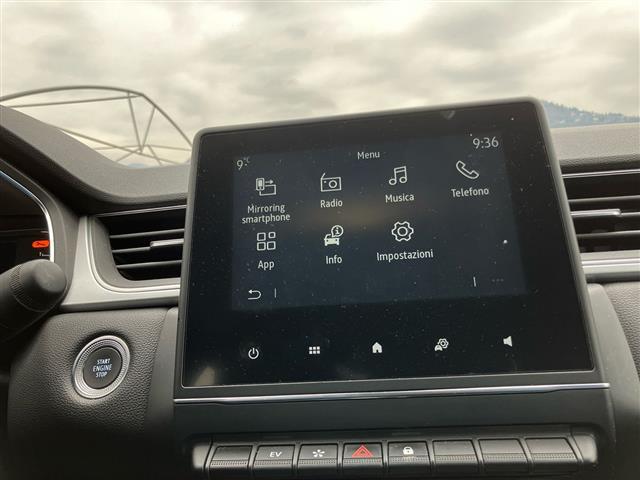 RENAULT Captur 00984676_VO38023207