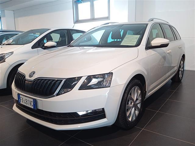 SKODA Octavia SW 00014593_VO38043670