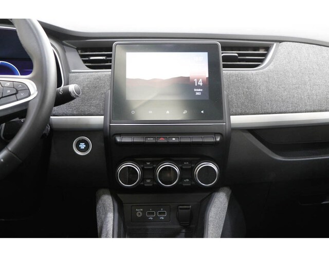 Inside  Zoe E-Tech 100% eléctrico  Rojo Deseo