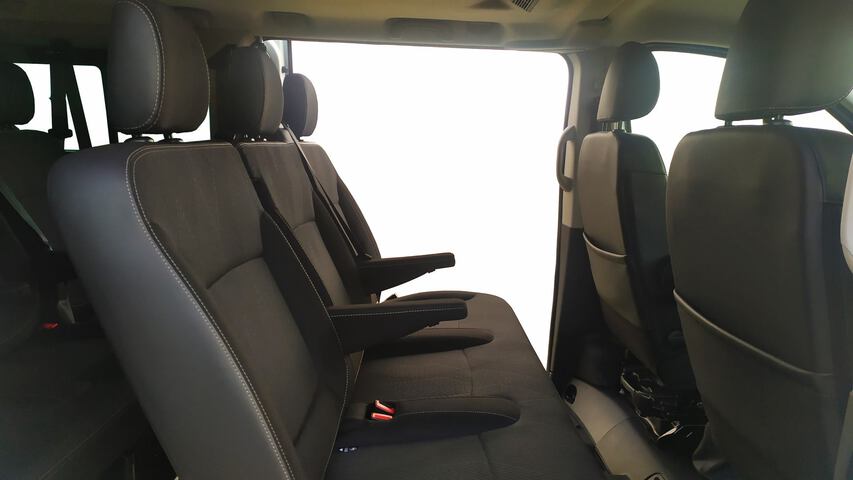 Inside Trafic Combi Diesel  Blanco Casablanca