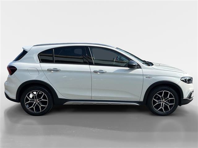 FIAT Tipo 5 porte Cross II 2021 01514111_VO38053436