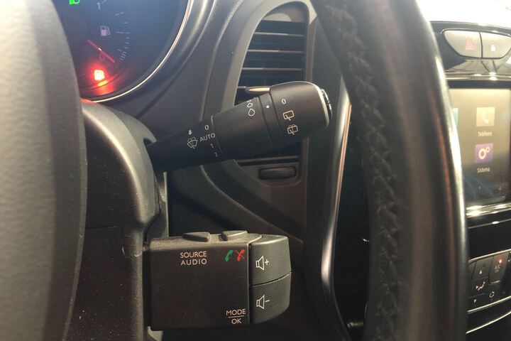 Inside Captur  Marfil Delhi/Techo N