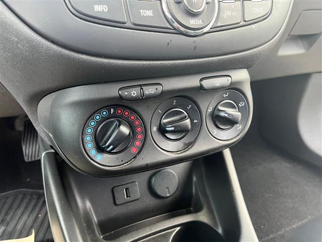 OPEL Corsa 02640204_VO38043366