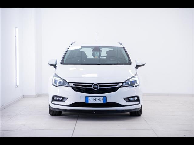 OPEL Astra Sports Tourer 40001998_VO38053400
