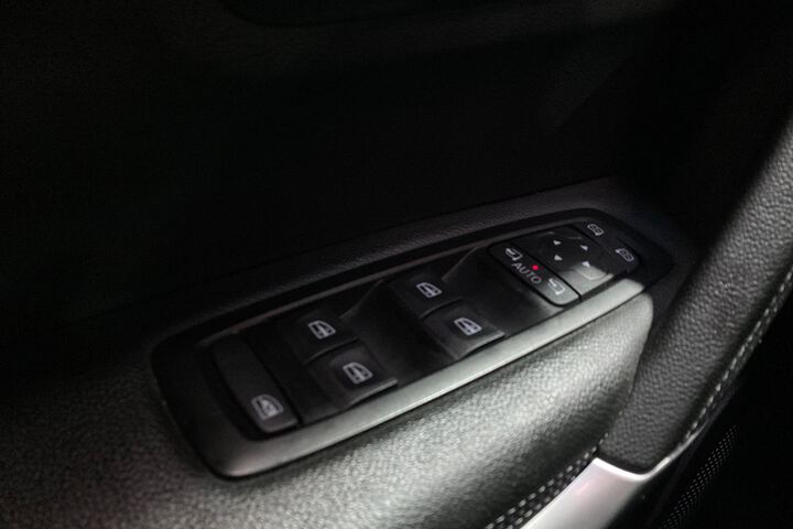 Inside Kadjar  Gris Titanium