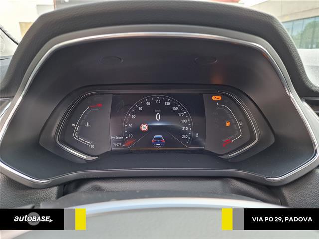 RENAULT Captur 01094843_VO38013498