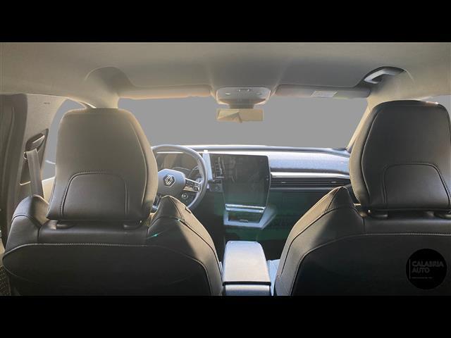RENAULT Megane E Tech 00006560_VO38033579
