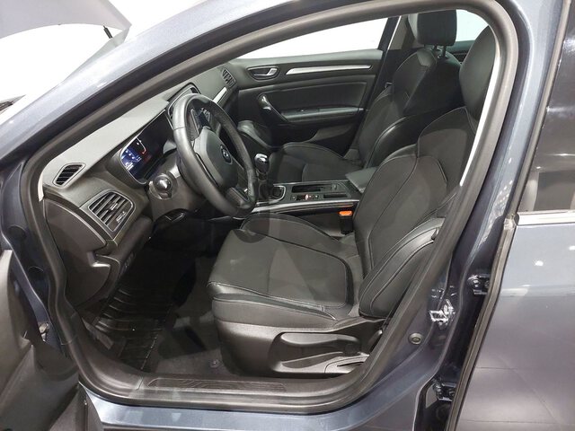 Inside Mégane Sport Tourer  Gris Titanium