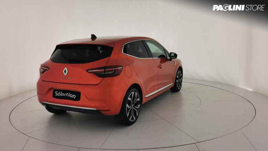 RENAULT Clio 00685108_VO38023454