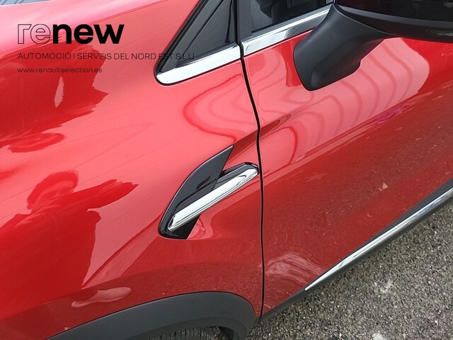 Outside Captur  ROJO