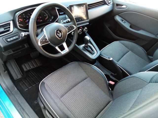 Inside Clio  Azul Celadon