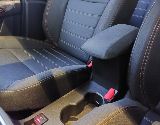 Inside Sandero  Negro Nacarado