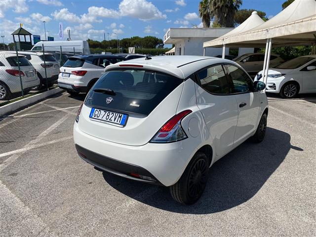 LANCIA Ypsilon 02641437_VO38043366