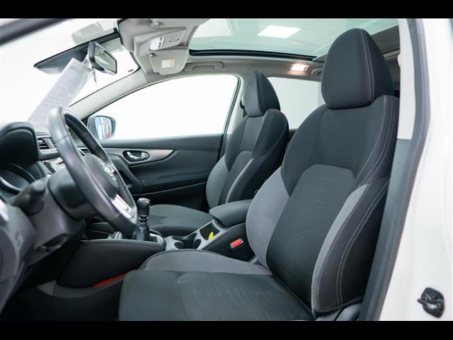 NISSAN Qashqai 40000908_VO38053400